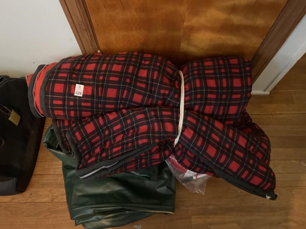 Air mattress & sleeping bag
