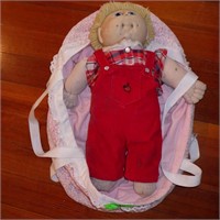 CABBAGE PATCH DOLL W/ CARRIER W/ HOLE- SEE PICS>>>