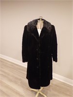 R J Gill Beaver & Mink Fur Size XL