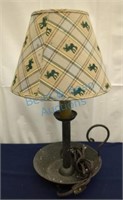 Colonial style lamp with shade
