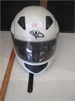 Vega medium helmet