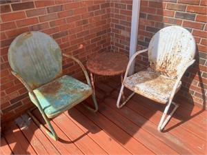 2 Vintage Metal Lawn Chairs & Table