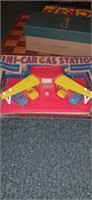Mini-cars gas station (in box)