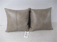 (2) Studio Chic 22" x 22" Pillow Light Grey