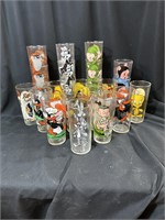 Lot of 22 Looney Tunes Glasses