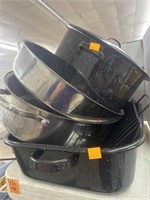 Lot of Cook Ware