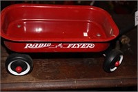 LITTLE RADIO FLYER