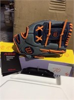 Wilson baseball glove ages 4 to 8 years old