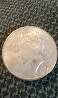 ONE 1922 PEACE SILVER DOLLAR