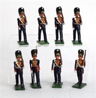 SET OF EIGHT LEAD SOLDIERS