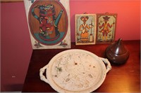 Vintage Folk Art Decor and Pottery Tray