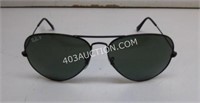 Ray-Ban Aviators w/ Case #RB3025