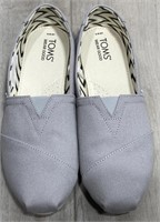 Toms Ladies Canvas Shoes Size 9 (pre Owned)