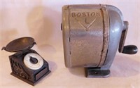 Vintage Boston pencil sharpener - Mini pot metal