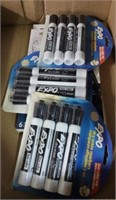 TRAY OF DRY ERASE MARKERS