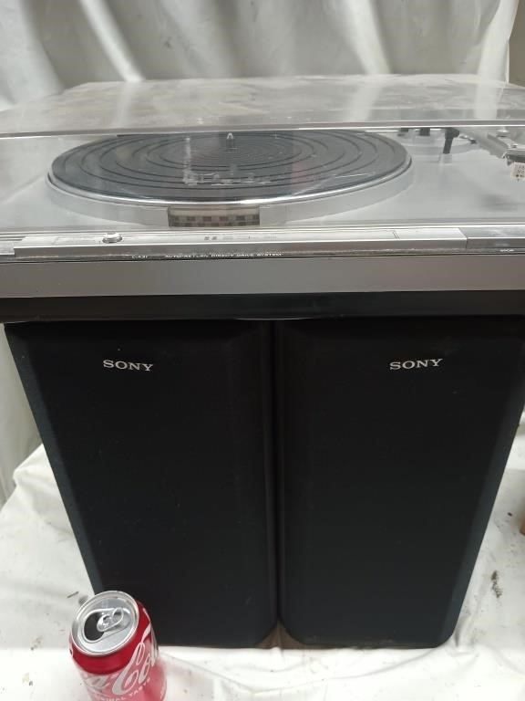 JVC turntable model L-A31 and 2 Sony Speakers