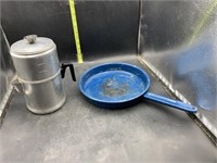 Percolator and granite ware 10in skillet