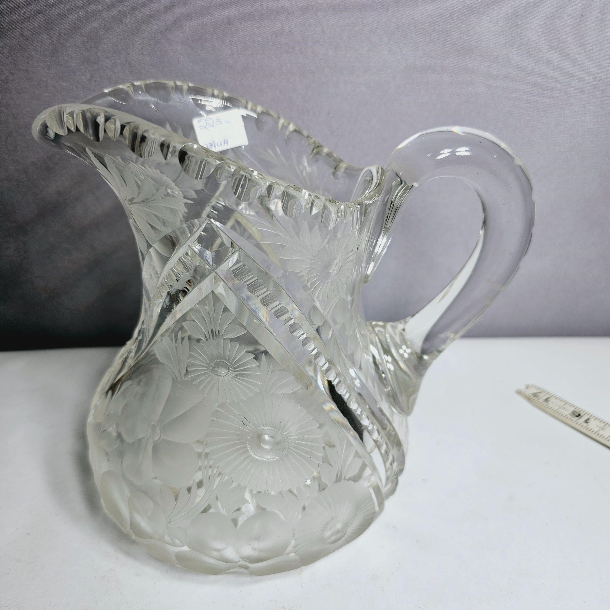 High-End Glass Online Auction