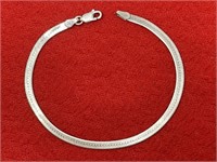 7in. Sterling Silver Italy Bracelet 2.97 Grams