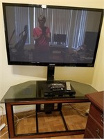 Samsung 43" TV With Stand And Samsung Blu-Ray Play