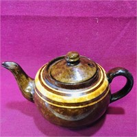 Small Pottery Teapot (Vintage)