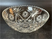 Anchor Hocking Clear Cut Serving Bowl 11”