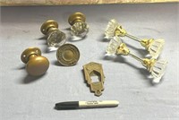 SELECTION OF VINTAGE  DOOR KNOBS & PARTS- GLASS