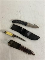 2 KNIVES  KENTUCKY CUTLERY AND OTHER