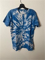 Vintage Fruit of the Loom Blue Tie Dye Shirt