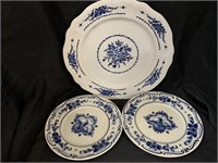 3 DECORATIVE BLUE & WHITE PLATES - 1 AS IS - 8 “