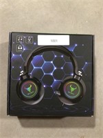 Kikc pro gaming stereo headphones  new/sealed