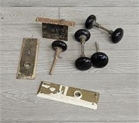 Vintage Doorknobs & Hinges