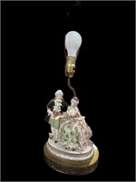 Beautiful Colonial Couple Lamp
