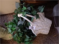 Basket w/ Ivy & Christmas Flowers