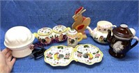 Lot: Rooster kitchenware