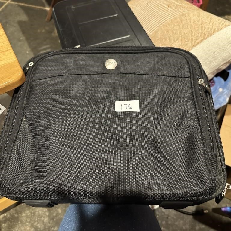 NICE ALMOST NEW LAPTOP BAG