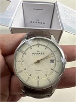 Skagen 755XLSGLJ Watch in Box
Watch still has