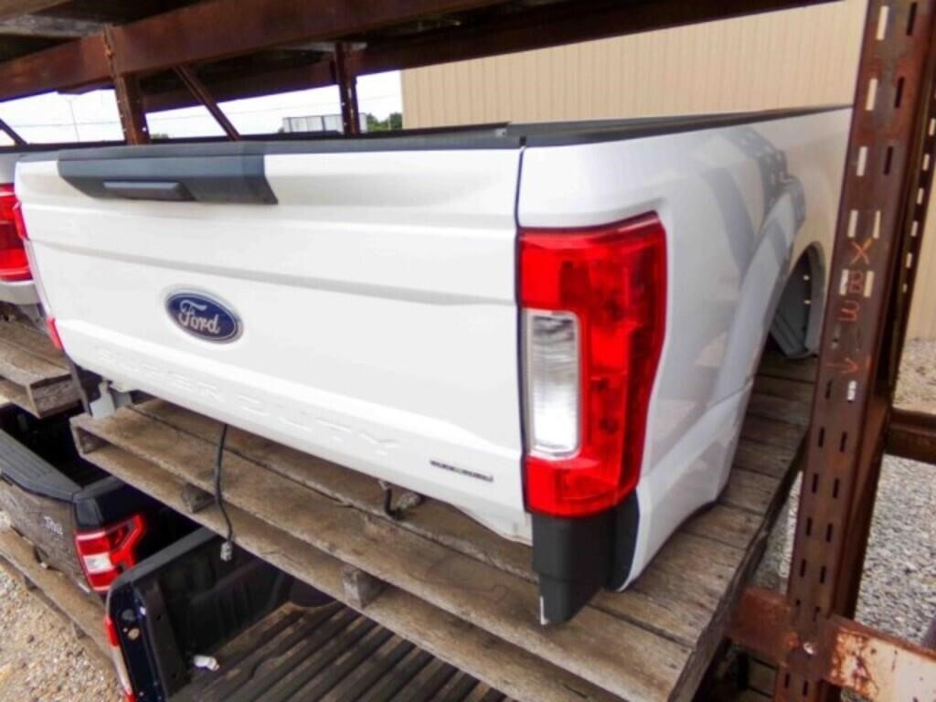 17 FORD F250 SD PICUP BOX