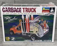 1/24 Scale Tom Daniel Garbage Truck Model Kit