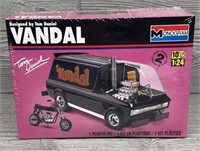 1/24 Scale Tom Daniel Vandal Model Kit