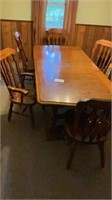 Kitchen table with 6 matching chairs , approx 7