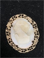1.5 " VINTAGE CARVED CAMEO PIN