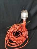 Drop Light w 25 Foot Cord