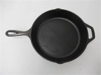 "As Is" Lodge Cast Iron Skillet, Pre-Seasoned and