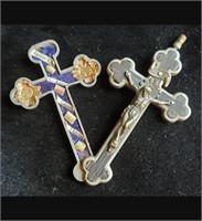 Nun's relic cross with 4- relics encased