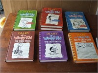 (7) Diary of a Wimpy Kid Books