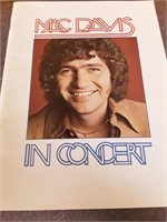 1974 MAC DAVIS PICTURE BOOK 24 PAGES
