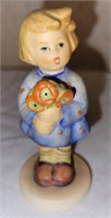 Goebel Hummel 1967 239/A figurine