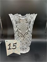 Vintage lead crystal pineapple cut vase