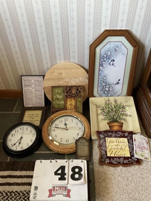 Pictures, clocks, plate, wood signs